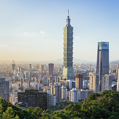 Skyline view of the city of Taipei from Elephant Mountain.